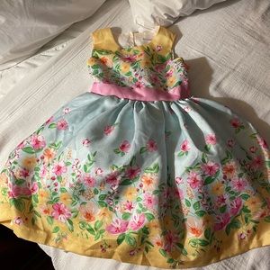 Nannette Girls dress 3 Toddler Sleeveless Floral Dress button back heart cutout